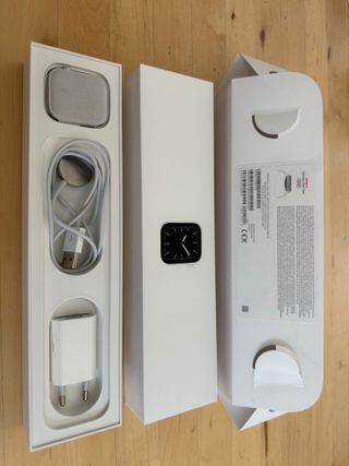Apple Watch series 5 GPS + Cellular 44mm