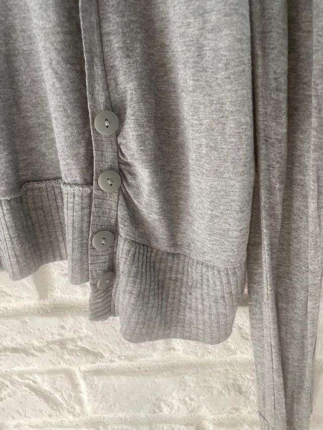 Chaqueta gris Bershka