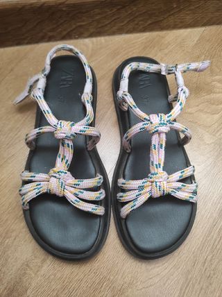 Sandalias  Zara. Talla 37