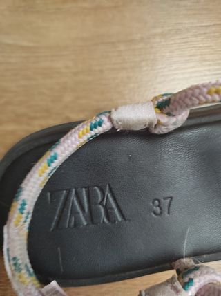 Sandalias  Zara. Talla 37