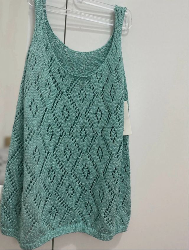 Camiseta azul brillante tirantes 