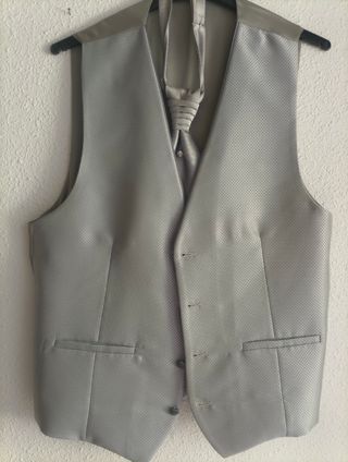 Chaleco y corbata de padrino