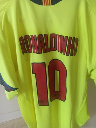 Camiseta Retro Barcelona #10 Ronaldinho