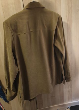 Chaqueta caki de ante