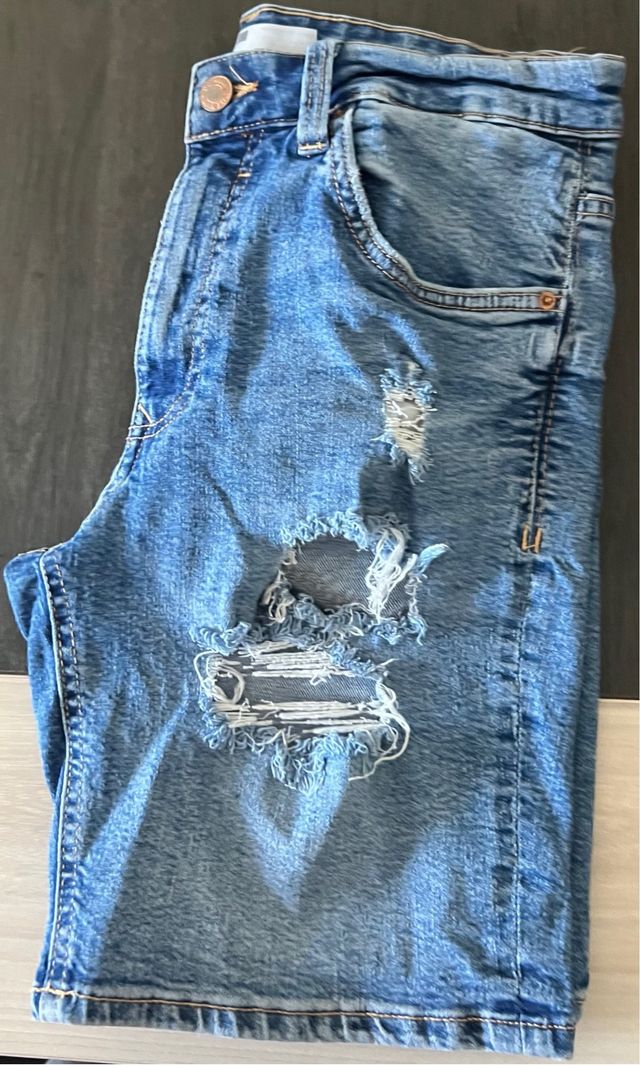 Pantalón vaquero corto Bershka talla 38 azul
