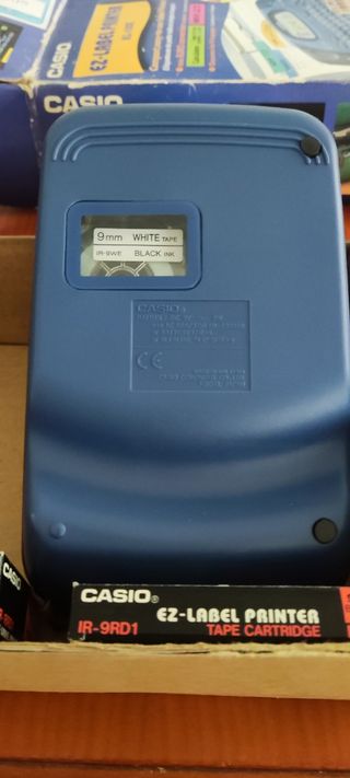 Etiquetadora Casio KL-100E