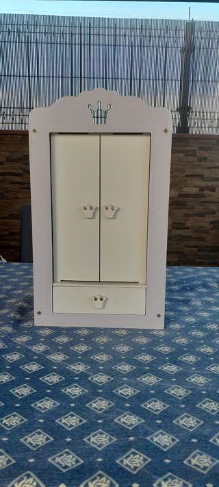 Conjunto de cama y armario