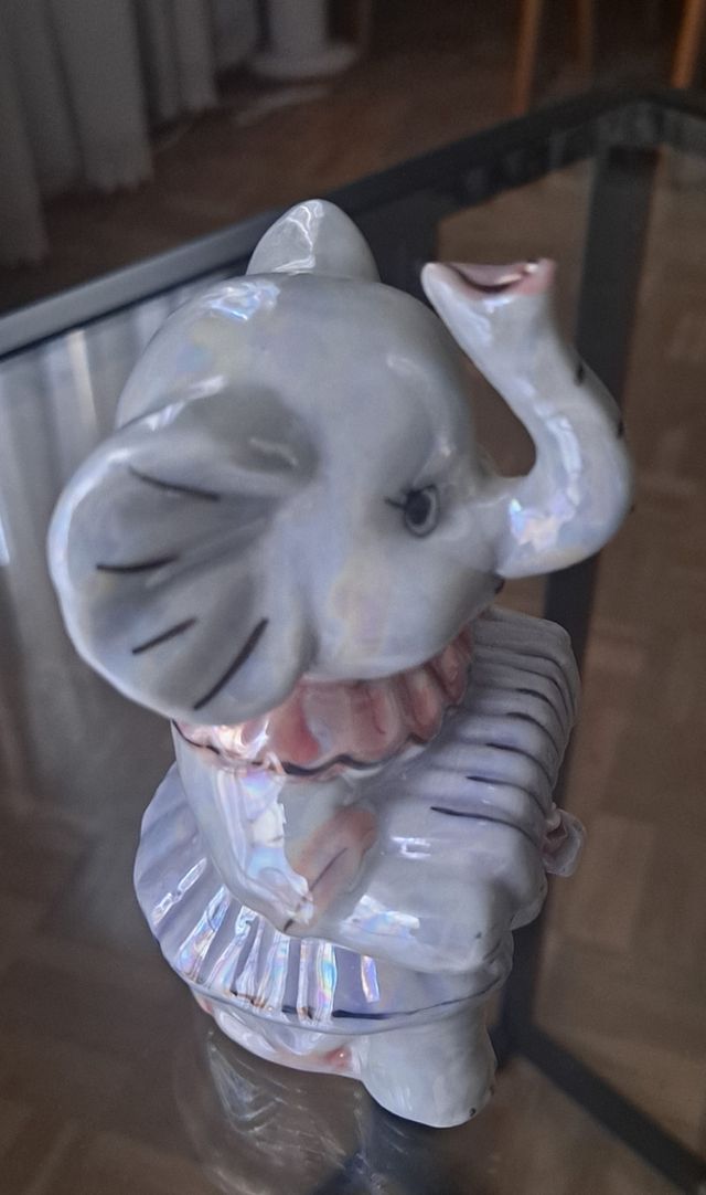 Elefante porcelana