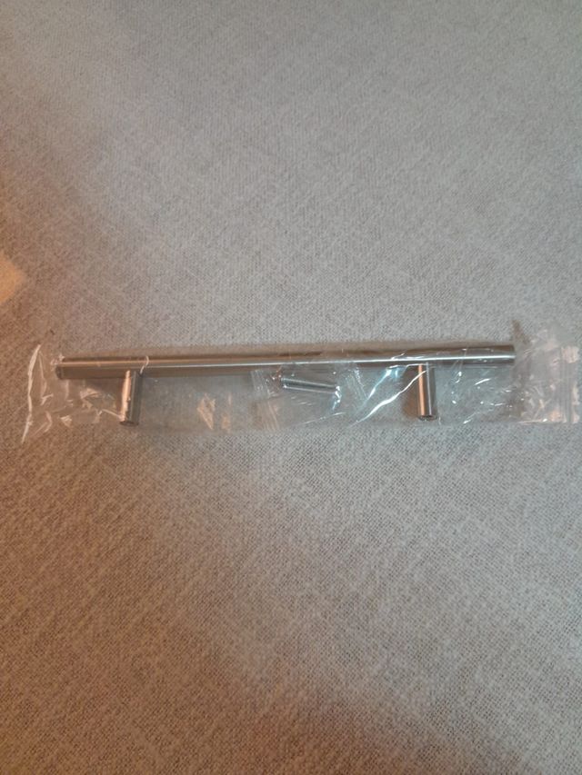 4 TIRADORES PARA MUEBLES