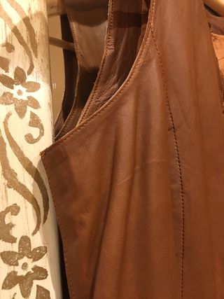 VESTIDO DE PIEL DE MASSIMO DUTTI 