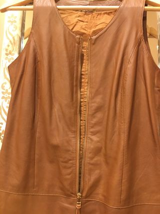 VESTIDO DE PIEL DE MASSIMO DUTTI 