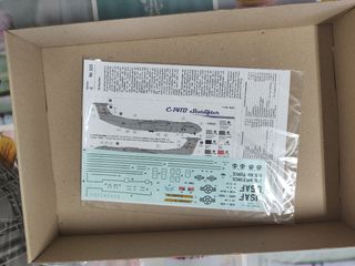 Kit plástico C-141B Starlifter 1/144 -2-