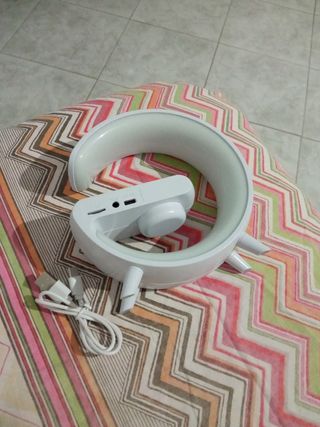 Lampada a led Smart light sound machine 