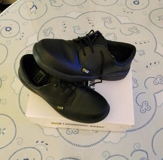 Zapatos de trabajar (FAL)