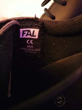 Zapatos de trabajar (FAL)