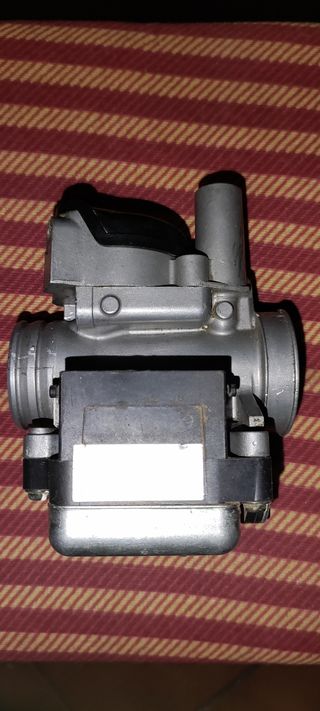 Honda 4RT 250 carburador