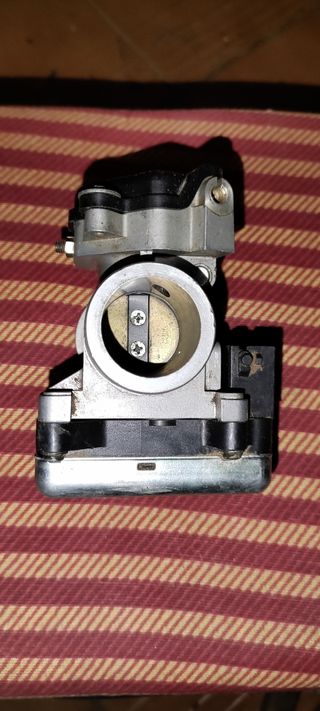 Honda 4RT 250 carburador