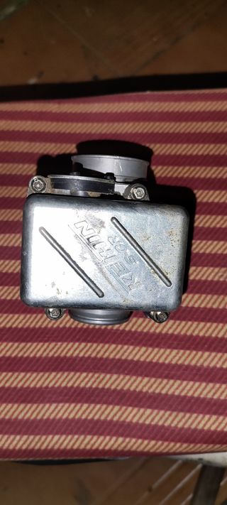 Honda 4RT 250 carburador