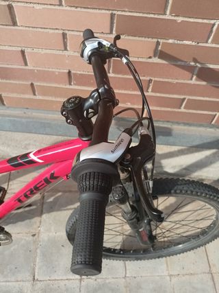 Bicicleta Trek de 24"
