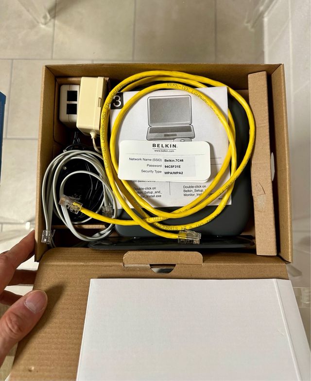 Belkin Surf+ Modem Router Wireless ADSL