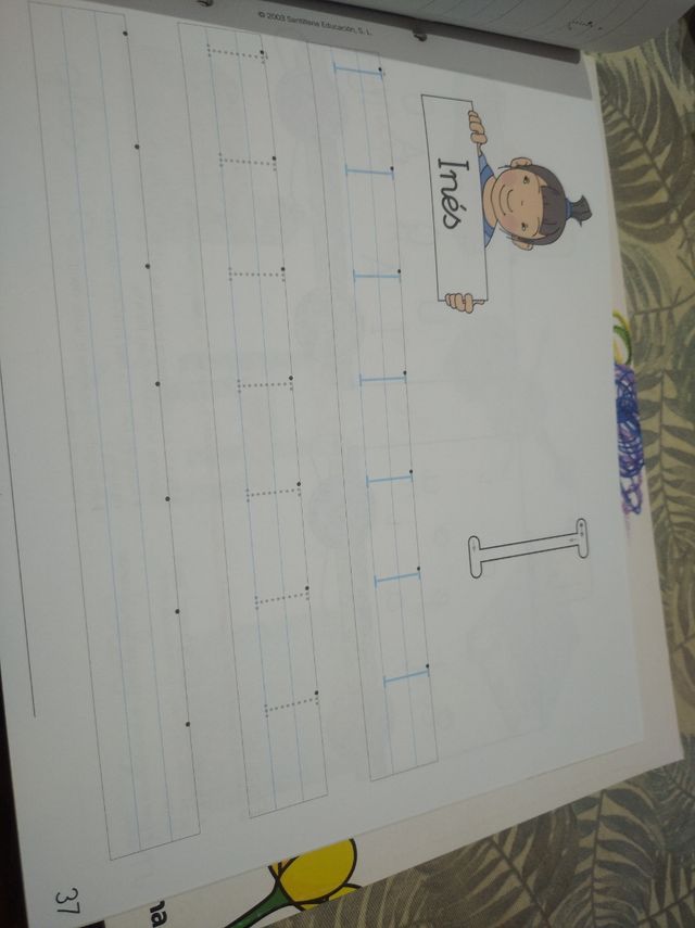 Libro de texto. Lectoescritura 1. Santillana