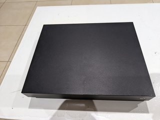 XBOX ONE X