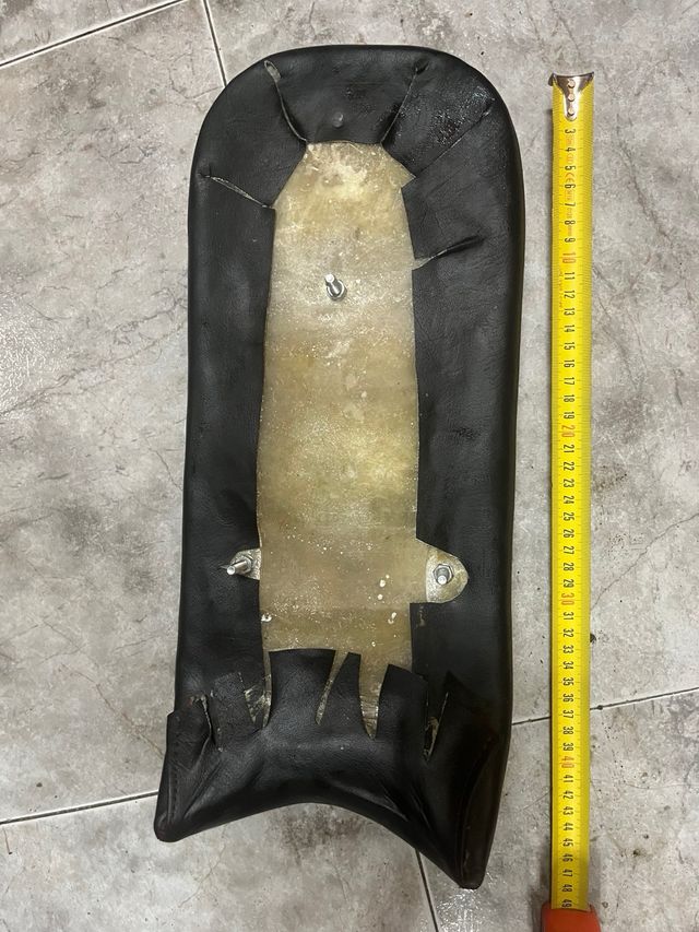 Asiento moto cafe racer