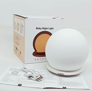 Pallina bianca colorata morbida luce notturna
