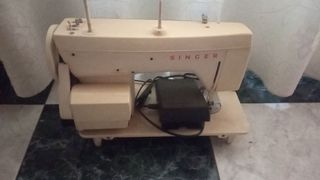 Máquina de coser eléctrica precio negociable