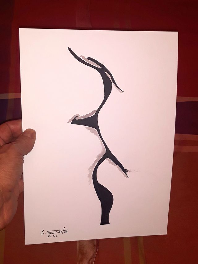 The Kiss Lamina Minimalista Fundo Preto (A4)