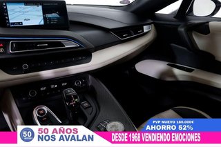 BMW i8 Roadster HÃ­brido Enchufable 367cv Auto 2P