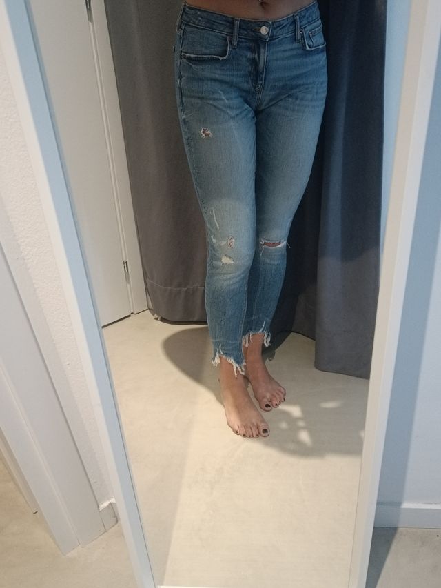 Jeans Zara sfrangiato
