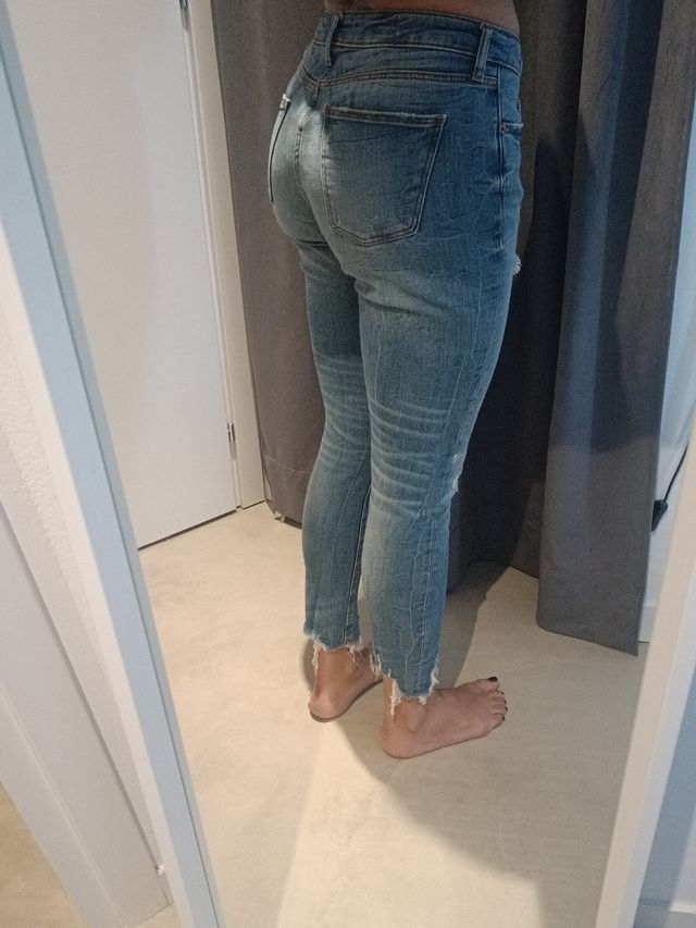 Jeans Zara sfrangiato