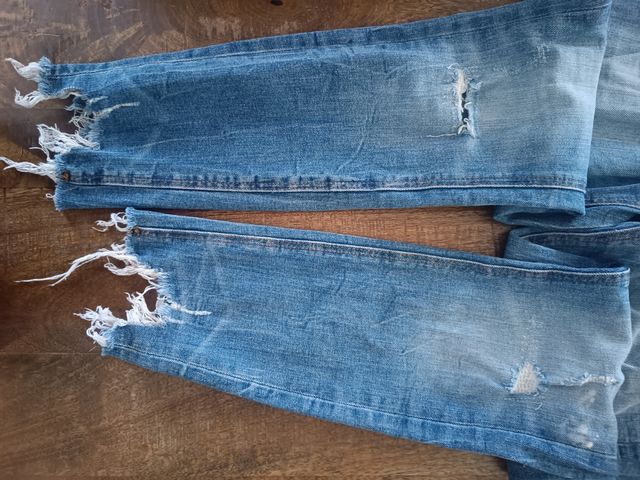 Jeans Zara sfrangiato