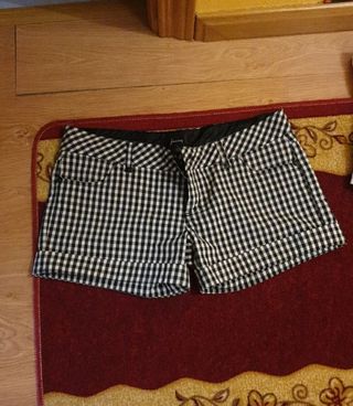 Pantalones cortos