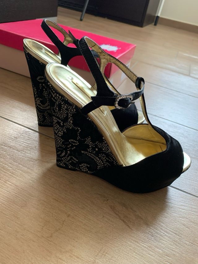 Sandalo con zeppa Kammi