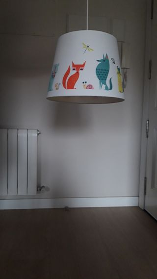 Lámpara techo dormitorio infantil