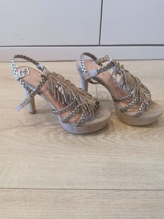 Sandalias flecos con plataforma LODI