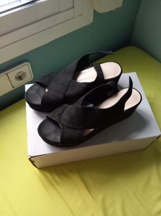 Zapatos negros