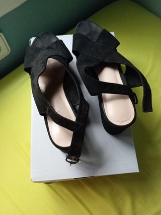 Zapatos negros
