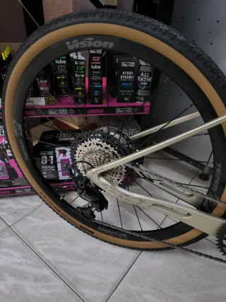 BICICLETA GRAVEL ELECTRICA BH iGRAVEL 2.7 2026