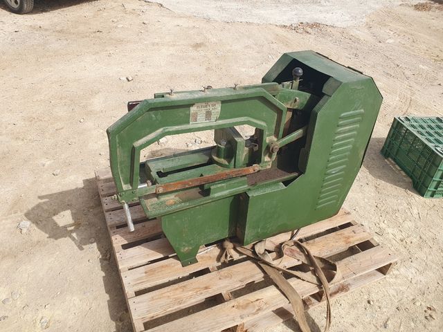 Sierra de vaivén o alternativa cabina de limpieza 