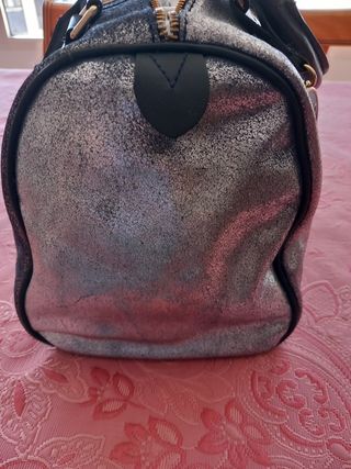 Bolso plateado de Pedro del Hierro