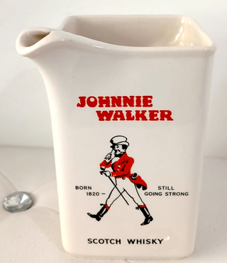 JOHNNIE WALKER CARAFFA CERAMICA SCOTCH WHISKY
