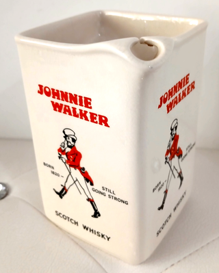 JOHNNIE WALKER CARAFFA CERAMICA SCOTCH WHISKY