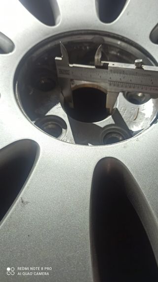 Llantas originales Audi 17" y neumáticos Michelin