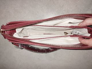 Bolso color teja con asa ajustable