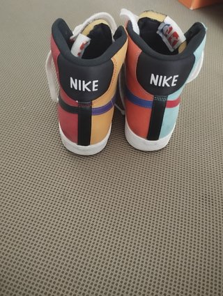Zapatillas blazer  (incluyen su caja)