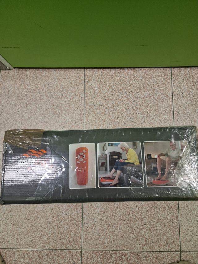 Maseajedor de pies con mando