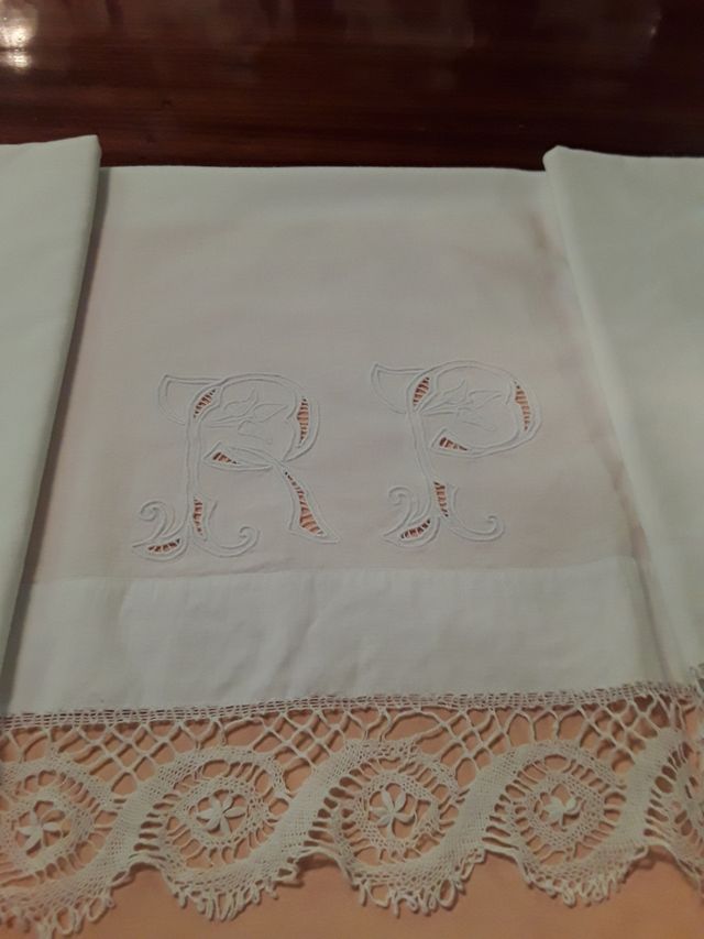 J. LINHO MUITO VELHO P. BOILLOS B. (TUDO À MÃO